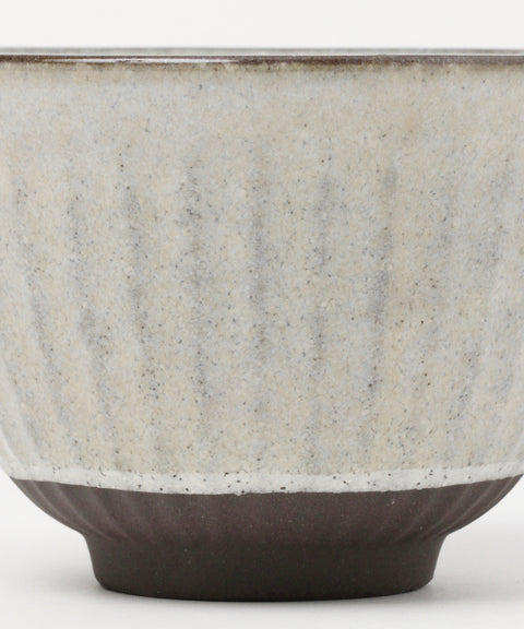 Mino Ware Black Soil Tokusa Rice Bowl