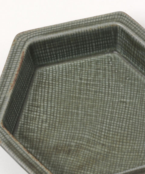 Kayame Pattern Hexagon Plate Small