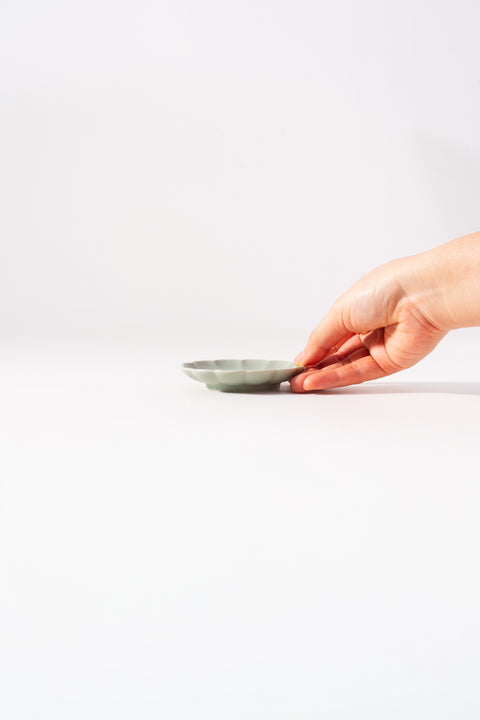 Mino Ware Mini Plate Chrysanthemum