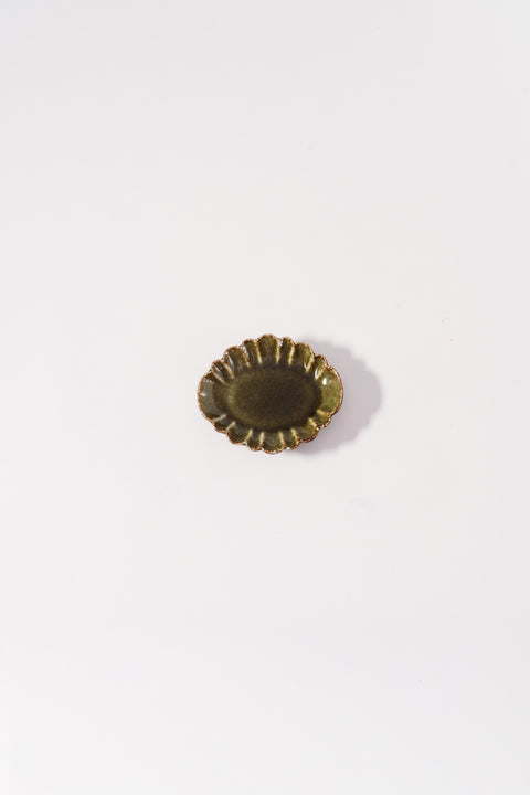 Mino Ware Mini Oval Chrysanthemum