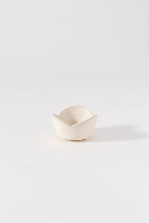 Mino Ware 3 Petal Flower Mini Bowl