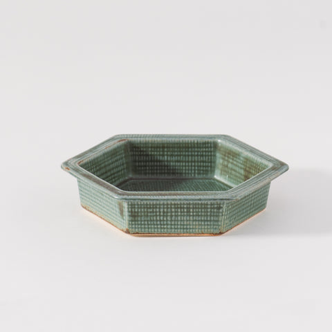 Kayame Pattern Hexagon Plate Small