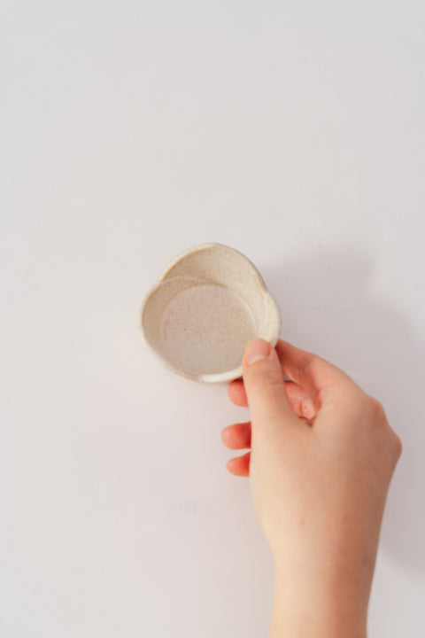 Mino Ware 3 Petal Flower Mini Bowl