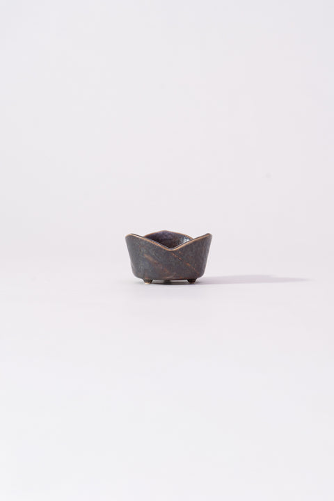 Mino Ware 3 Petal Flower Mini Bowl