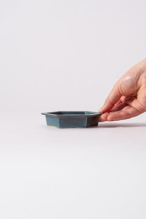 Kayame Pattern Hexagon Plate Small