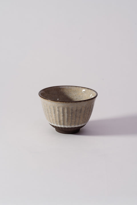 Mino Ware Black Soil Tokusa Rice Bowl